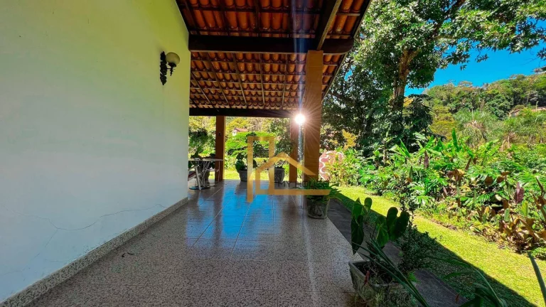 Imagem Casa de Campo com 5 Suítes e Piscina em Condomínio com Lagos e Lazer à 25 minutos do centro de Teresópolis/RJ