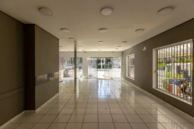 Imagem Loja Comercial de Alto Padrão para Locação no Campo Belo, São Paulo-SP- 2 Banheiros, 3 Vagas de Garagem, 170m² de Área