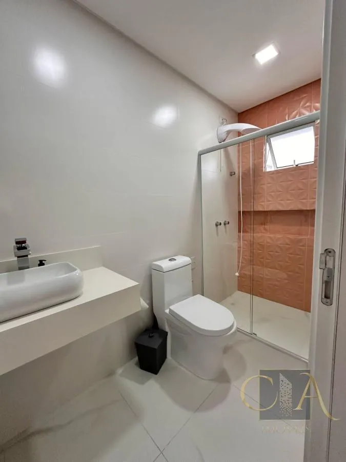 Imagem Apartamento para Venda em Itapema, Meia Praia, 3 dormitórios, 3 suítes, 4 banheiros, 2 vagas