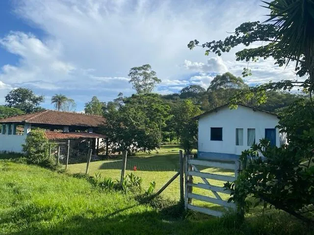 Imagem Vendo lindo sítio/fazendinha com 27 hectares de terra, localizado próximo a Florestal/MG.