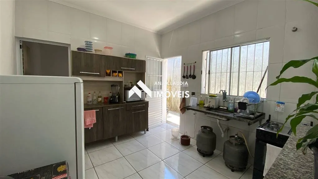 Imagem Casa a venda em Mongaguá ótima localização