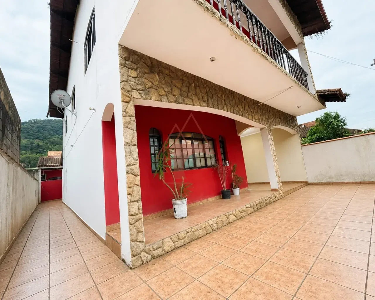 Foto do imóvel Sobrado com 3 Quartos à Venda, 256 metros em Vale Verde - Cubatão