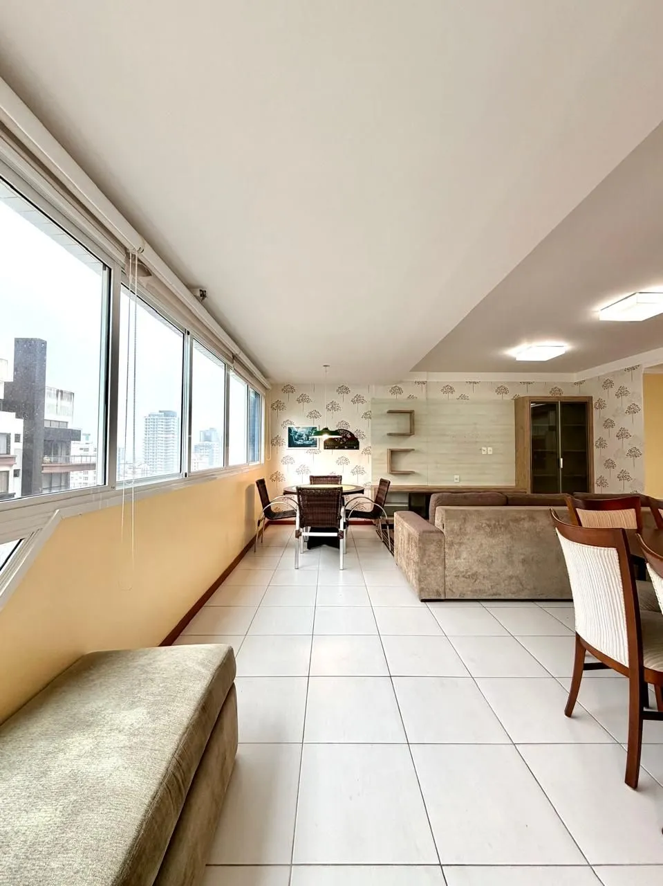 Imagem Apartamento à venda em Torres, com 3 quartos, 118.77m2