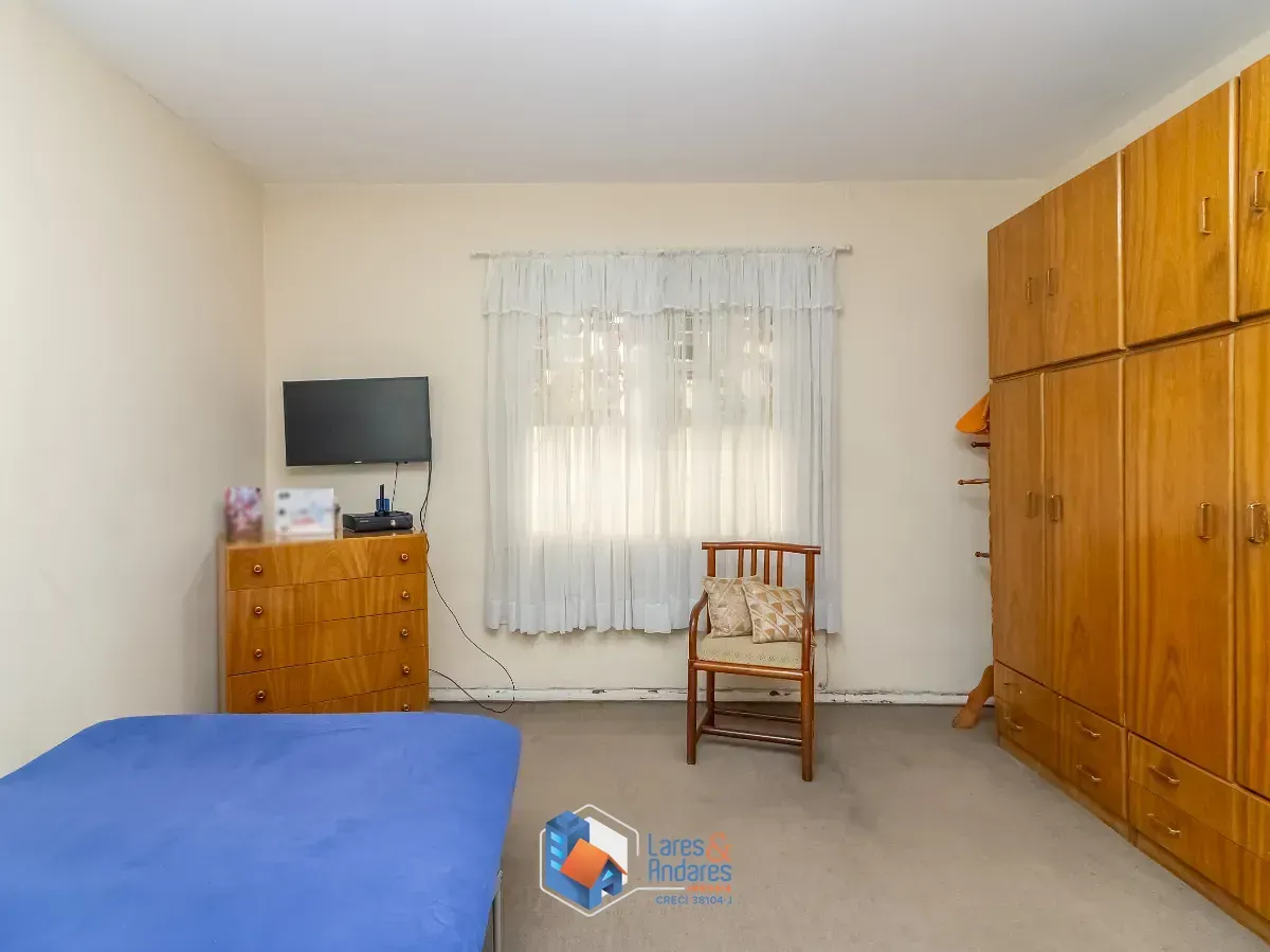 Imagem Sobrado para venda em Vila Paiva com 4 quartos, sendo 3 suítes, 210m²