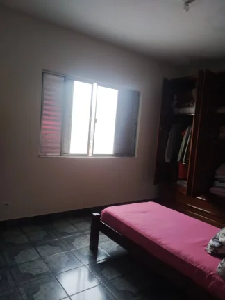 Imagem Sobrado Maravilhoso 240 m² 3 Dormitórios 2 vagas de Garagens Estuda Carro