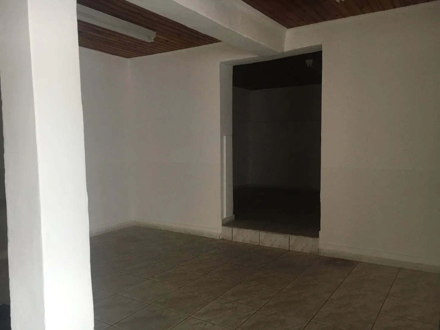 Imagem Comercial à venda e locação 3 Quartos, 1 Suite, Jardim Boa Vista, Pindamonhangaba - SP