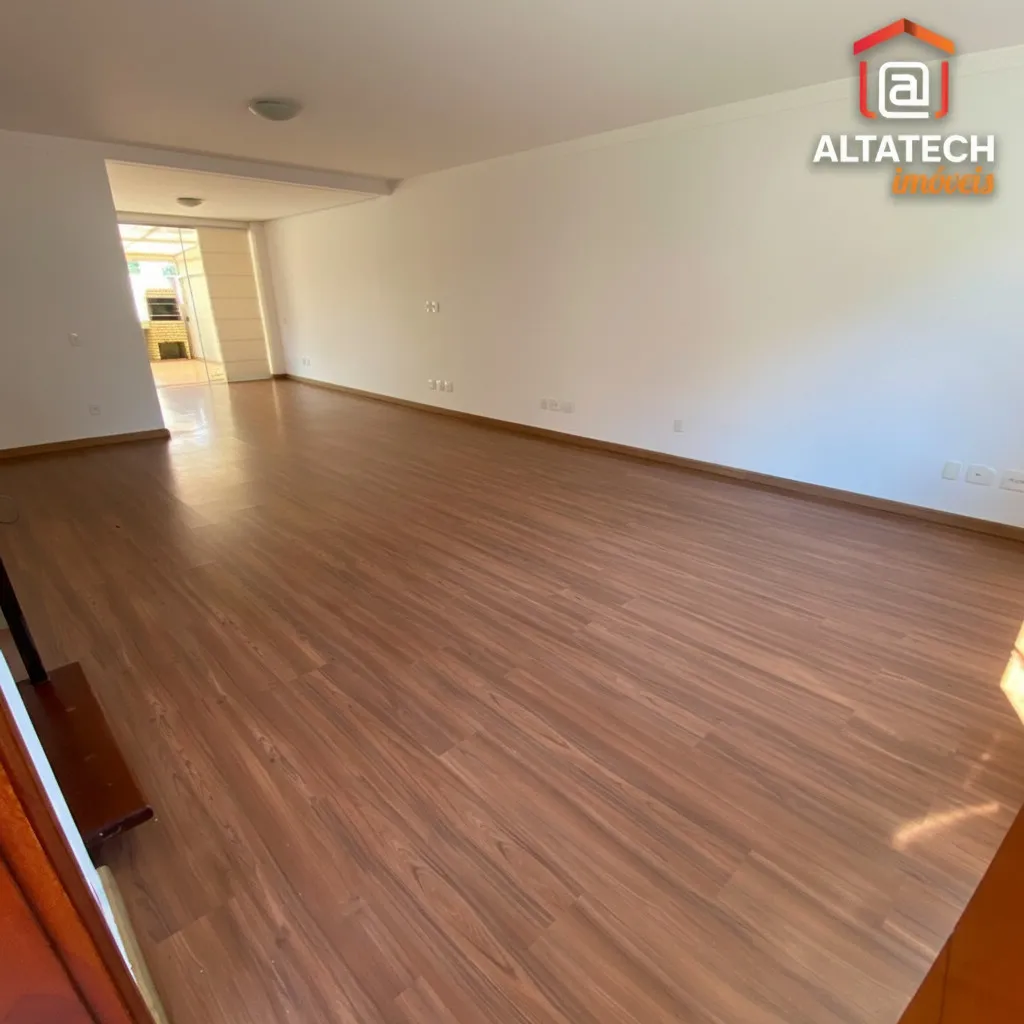 Imagem Casa 3 quartos à venda em Parque Primavera, Poços de Caldas