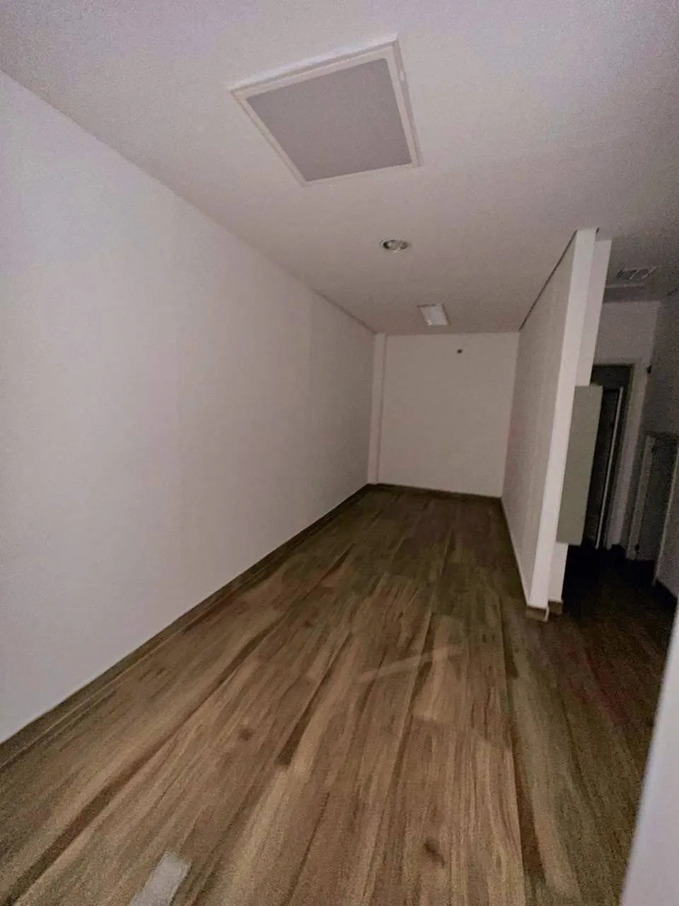 Imagem Imponente Ponto Comercial com 300m² para Locação em Local de Alta Visibilidade na Avenida Itália, Taubaté, SP