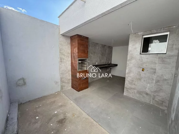 Imagem Casa à Venda em Betim, no Bairro Tiradentes