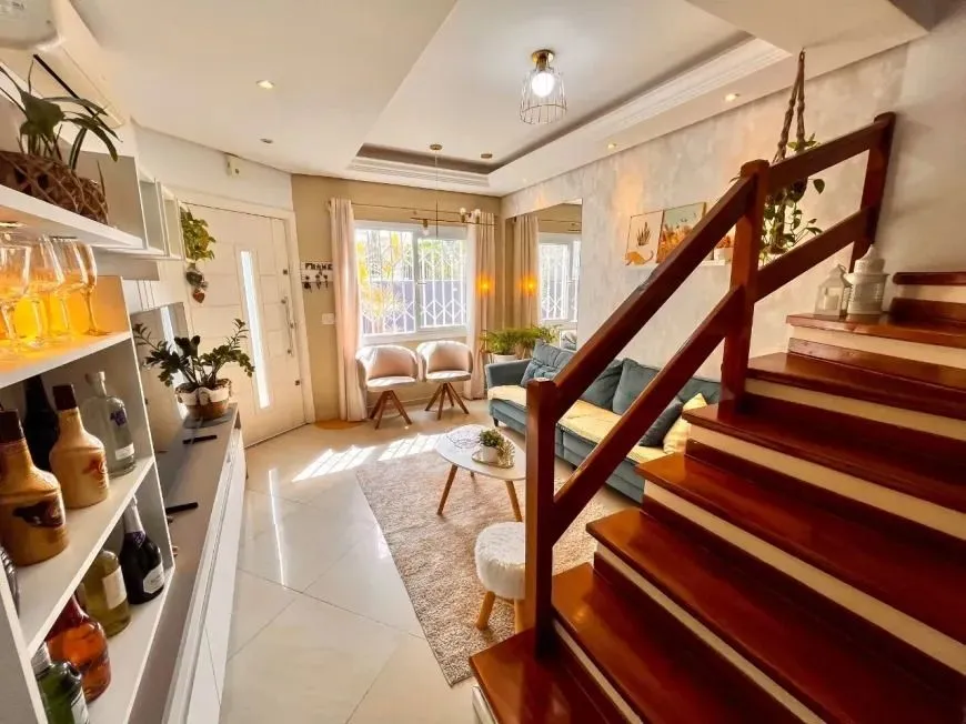 Imagem Casa Reformada em Condomínio com Suíte e Espaço Versátil Avenida Ecoville