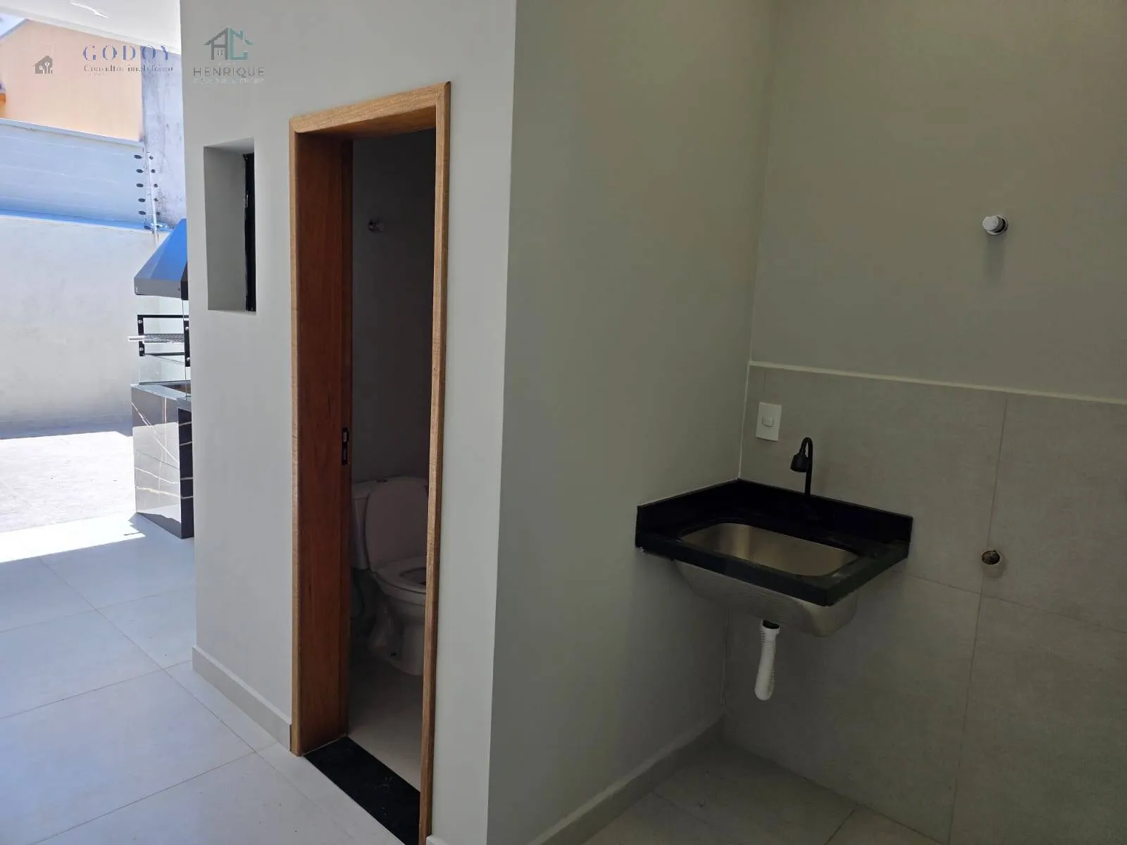 Imagem Casa moderna e bem distribuída, ideal p quem busca conforto e funcionalidad
