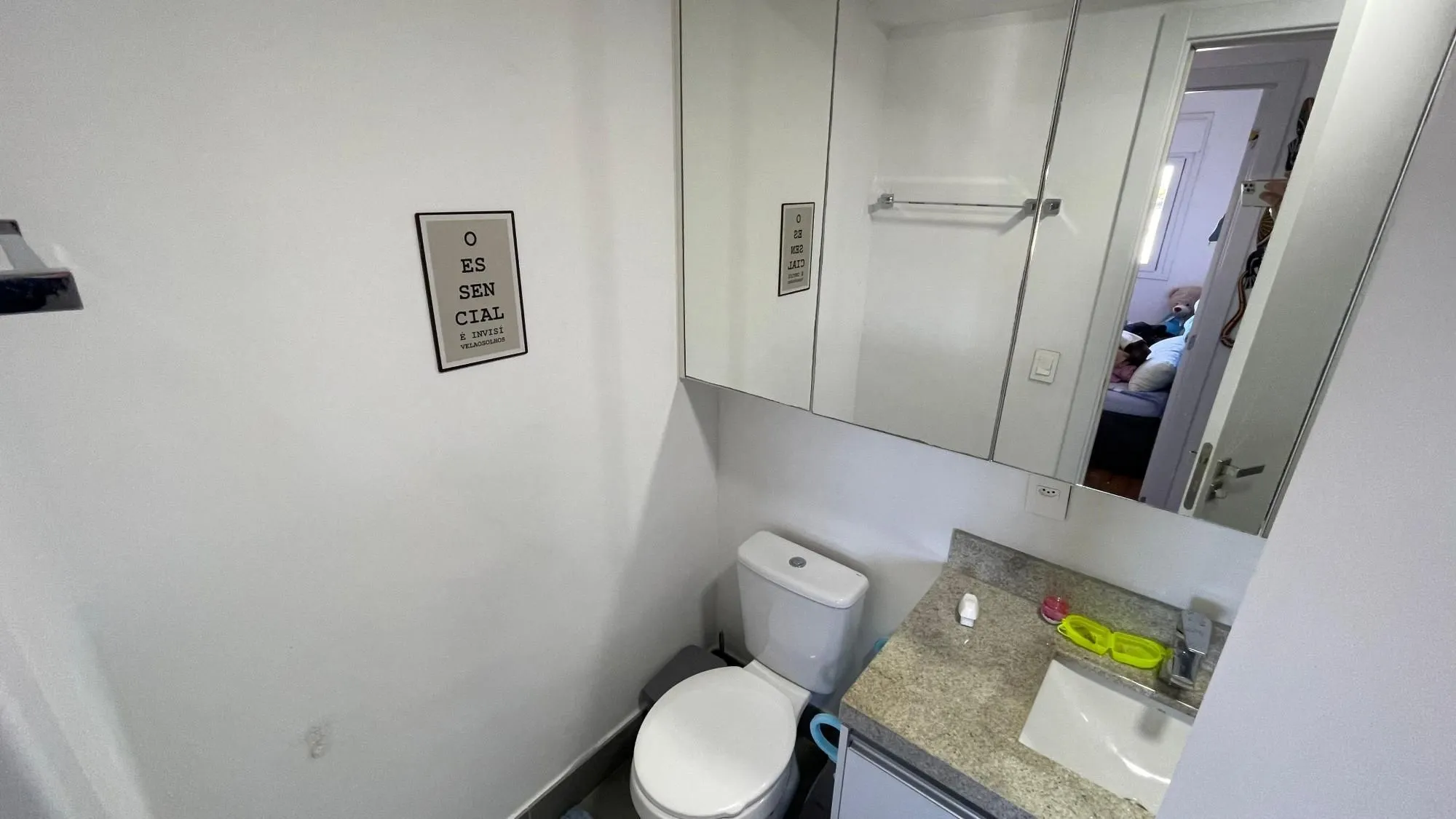 Imagem Apartamento 3 dormitórios, 1 suíte, semi-mobiliado com lazer completo - 76m²