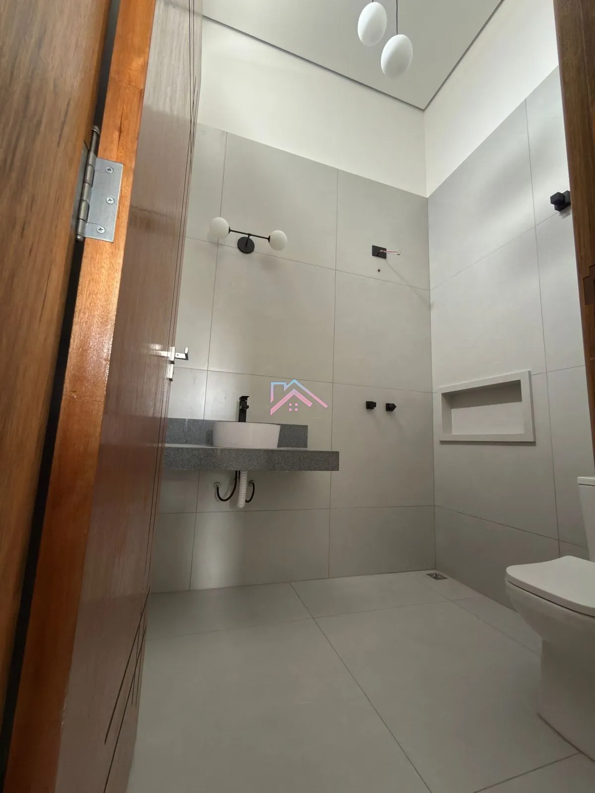 Imagem Casa à venda - Área útil 75 m2 com 3 dormitórios sendo 1 suíte com closet - 2 vagas - Jardim Vale Ve