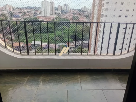 Imagem Apartamento à venda com 3 quartos no Cambuí em Campinas, São Paulo.