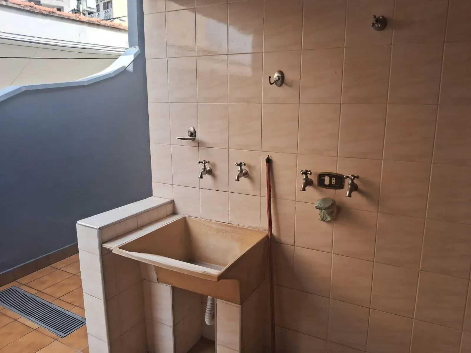 Imagem Casa com 3 Quartos para Alugar, 200 metros em Vila Osasco - Osasco