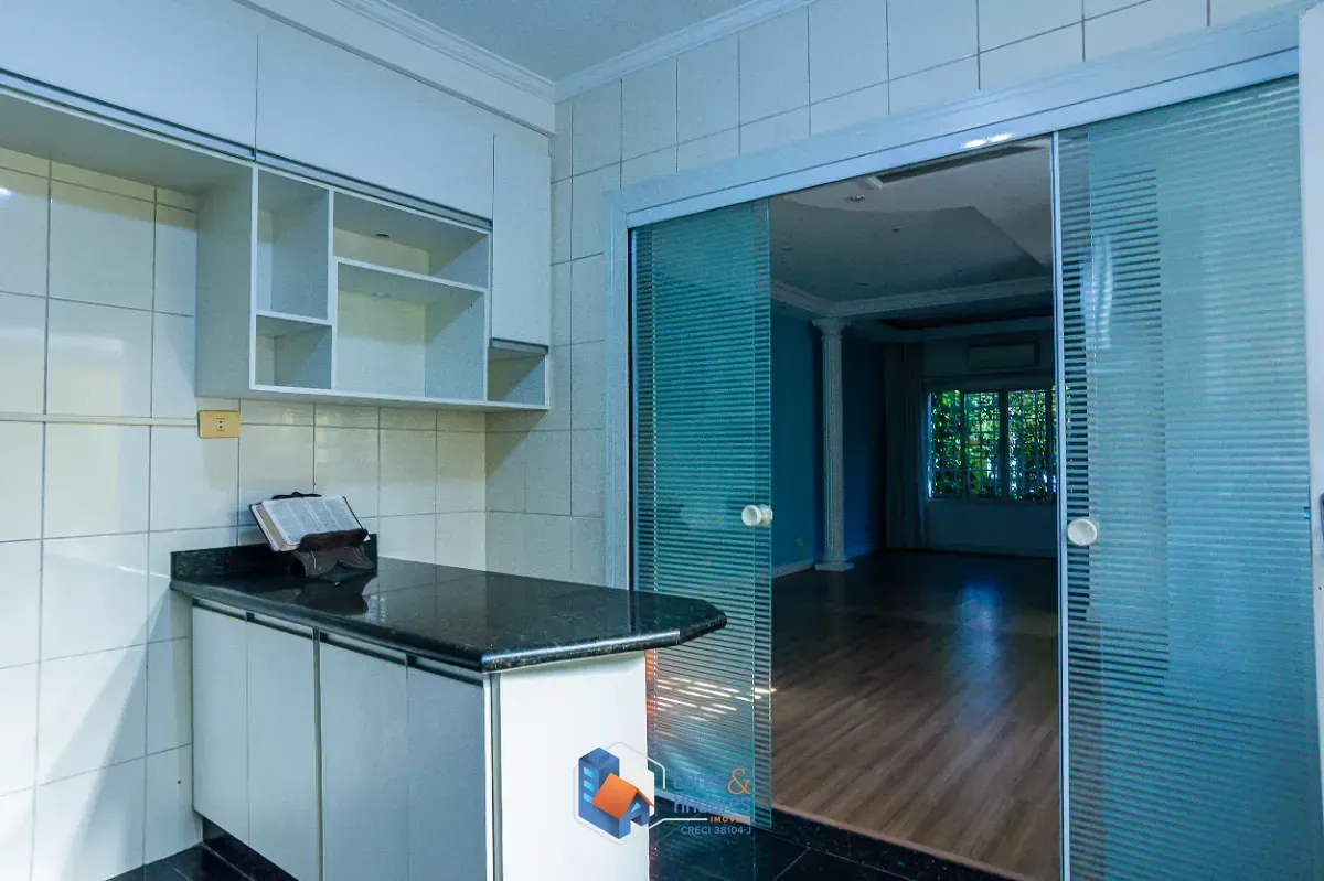 Imagem Casa de vila para venda em Vila Madalena com 3 quartos, sendo 1 suíte, 200m²