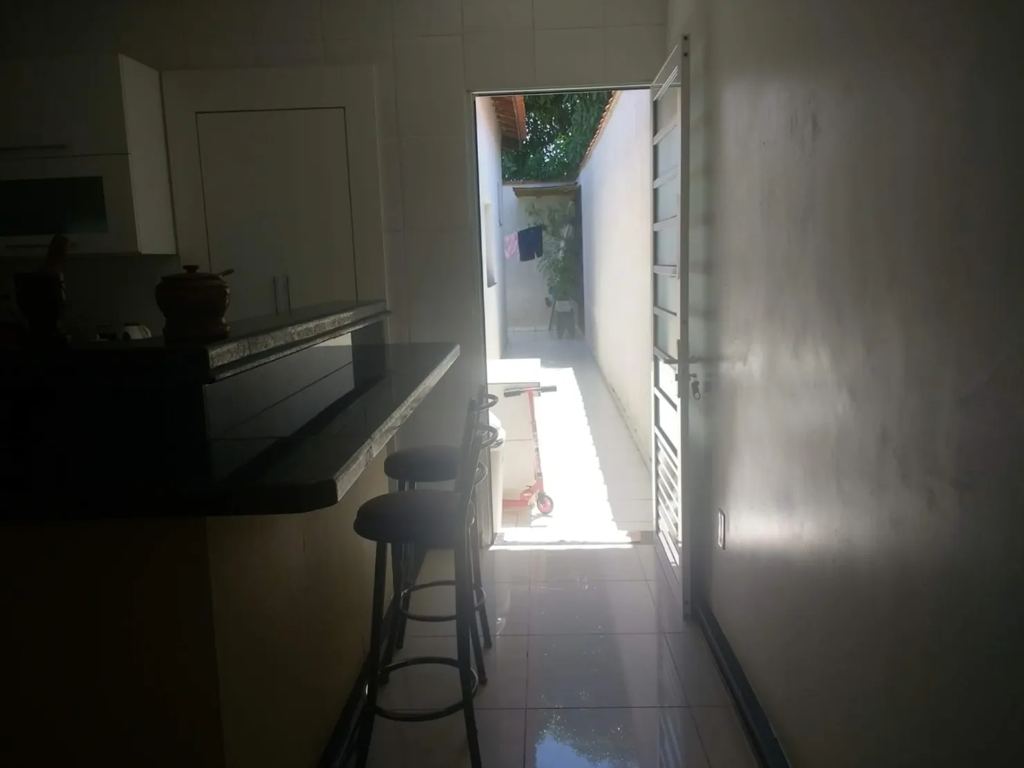 Imagem Casa à venda 3 Quartos, 1 Suite, 4 Vagas, 390M², Conjunto Habitacional Terra dos Ipês II (Fase I), Pindamonhangaba - SP