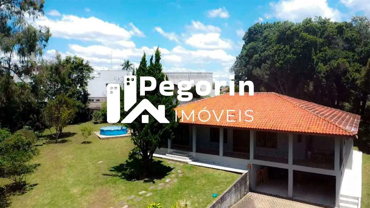 Imagem Terreno Com casa à venda em Campo Largo