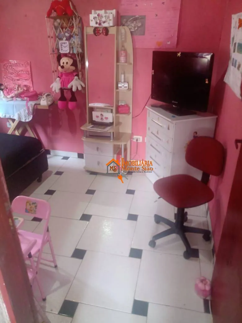 Imagem Sobrado com 4 dormitórios à venda, 115 m² por R$ 270.000,00 - Cidade Soberana - Guarulhos/SP