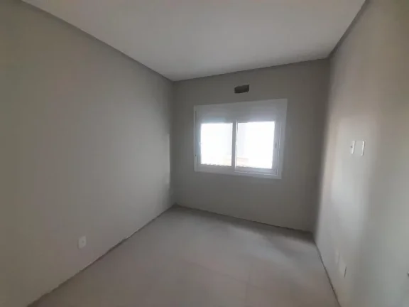 Foto do imóvel: Apartamento 3 Dormitórios - Bairro Zona Nova em Rua Taquari