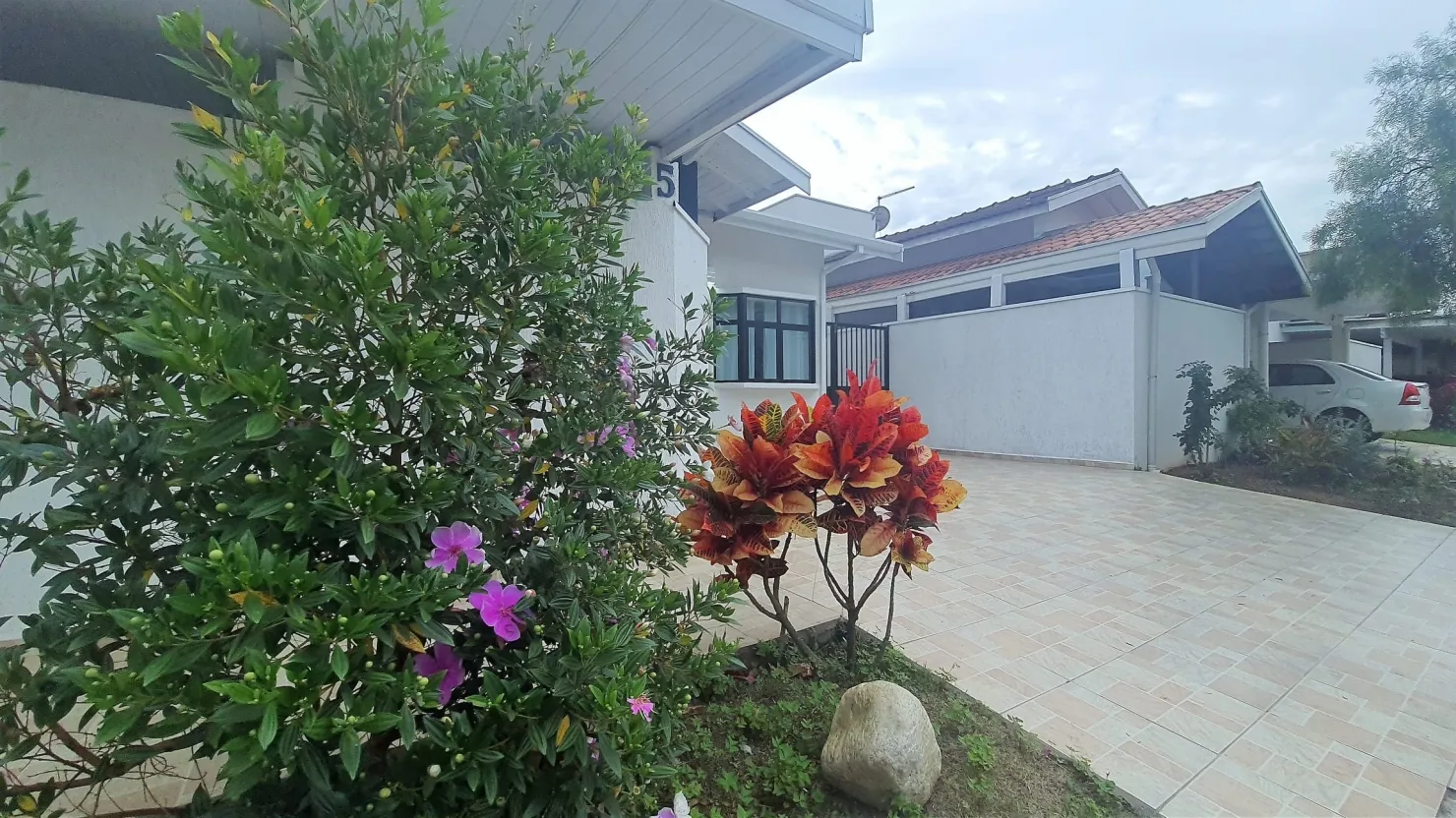 Imagem Casa à venda 4 Quartos, 2 Suites, 2 Vagas, Parque São Luís, Taubaté - SP | altos do pinheiro