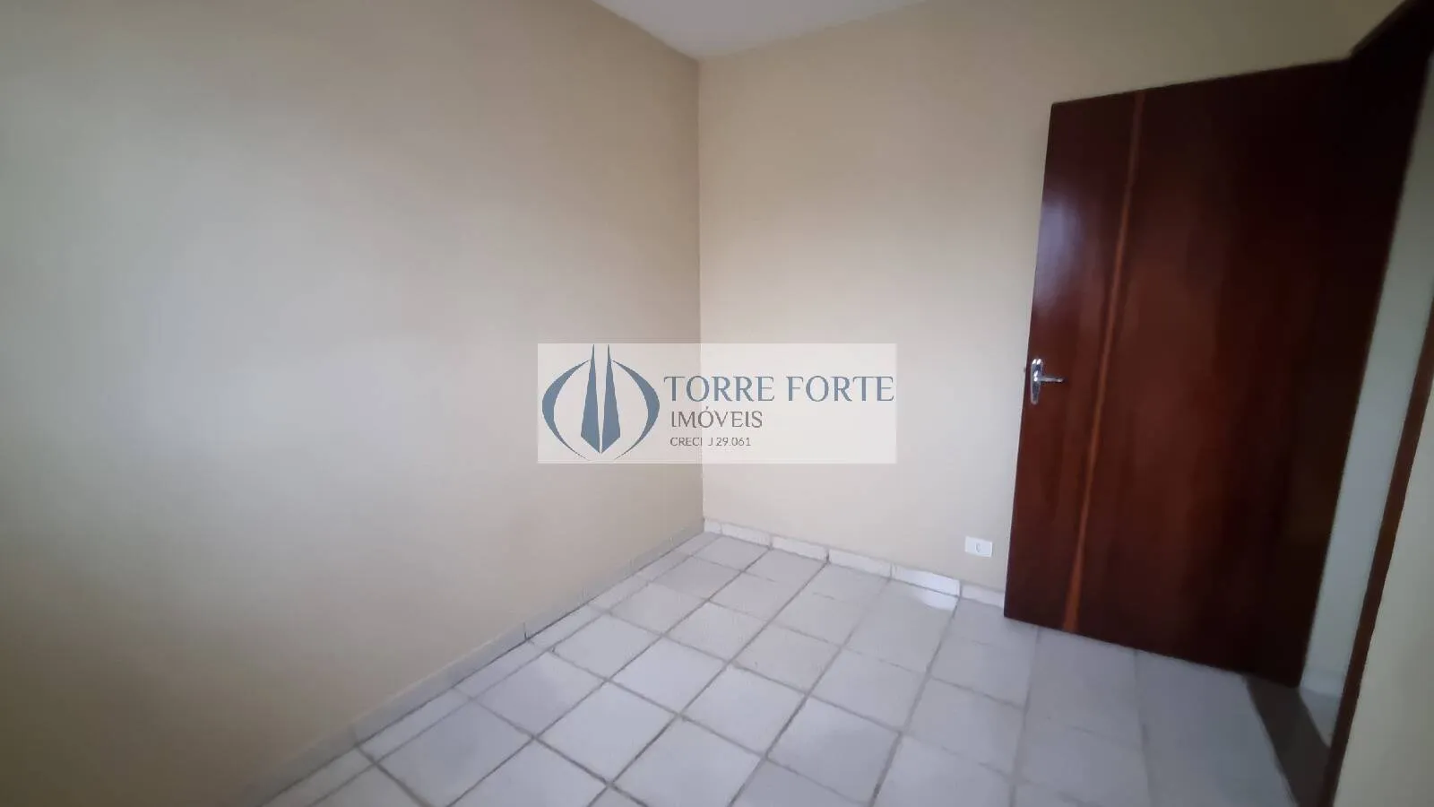 Imagem Apartamento com 2 dormitorios 1 vaga na Vila Carmosina.