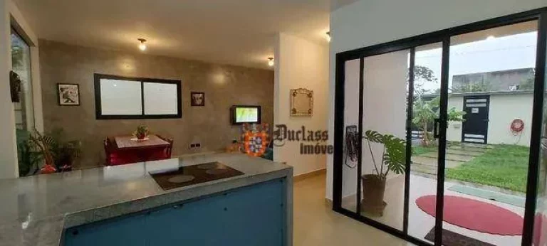 Imagem Casa com 3 dormitórios à venda, 115 m² por R$ 740.000,00 - Golfinho - Caraguatatuba/SP