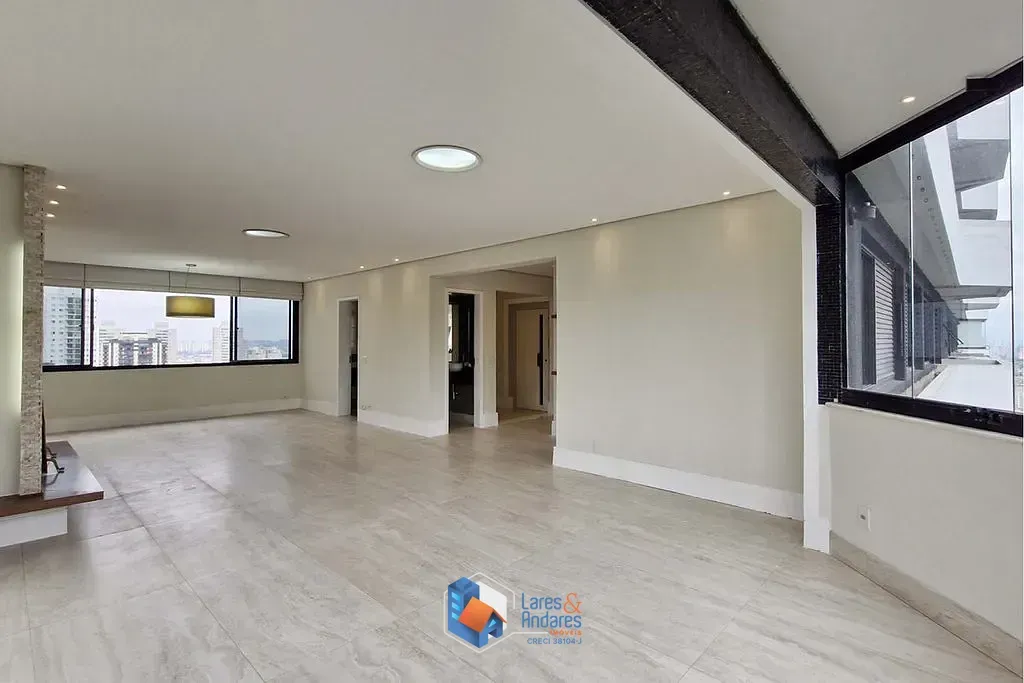 Foto do imóvel Apartamento à venda 3 Quartos 1 Suite 3 Vagas 185M² Morumbi São Paulo - SP em Rua Crítios