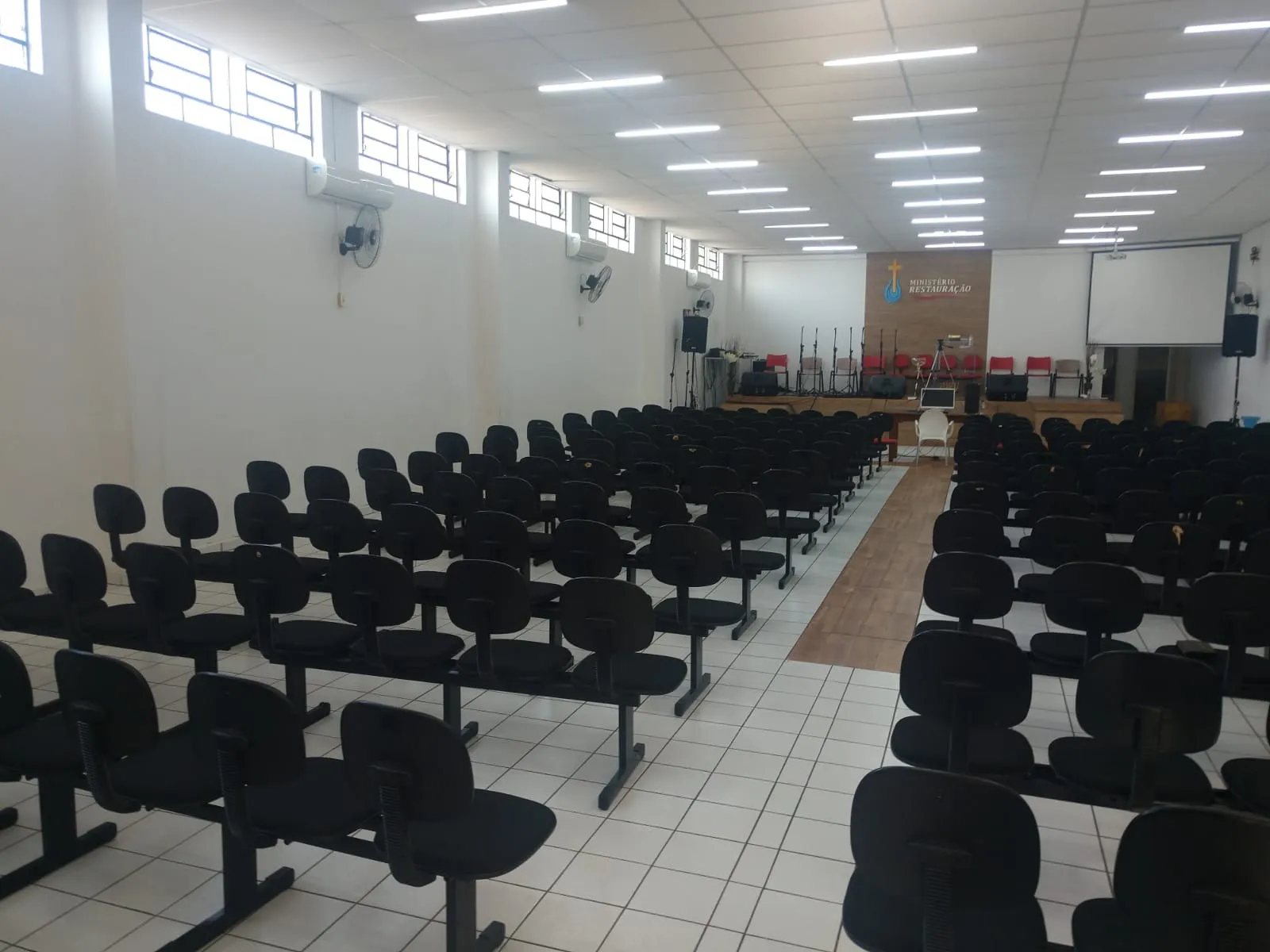 Imagem Salão Comercial Amplo com Excelente Localização em Itu ? Bairro São Luiz