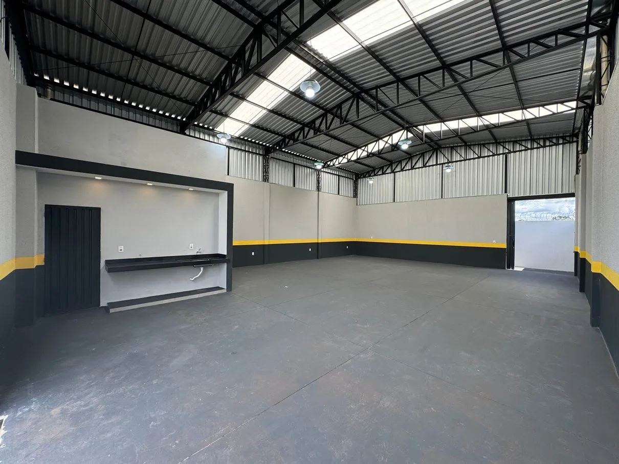 Imagem Galpão à venda, 170 m² por R$ 460.000,00 - Morada da Serra - Patos de Minas/MG