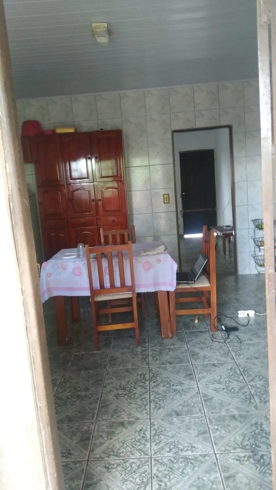 Imagem Casa à venda em Sorocaba-SP, bairro Brigadeiro Tobias! 2 quartos, 1 sala, 1 banheiro, 1 vaga de garagem, 100m².