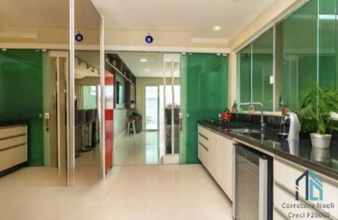Imagem Casa, 03 pavimentos, com Elevador, 03 quartos c/suítes no Uberaba em Curitiba PR