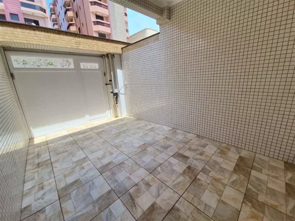 Imagem Casa com 2 dormitórios à venda, 70 m² por R$ 398.000 - Caiçara - Praia Grande/SP