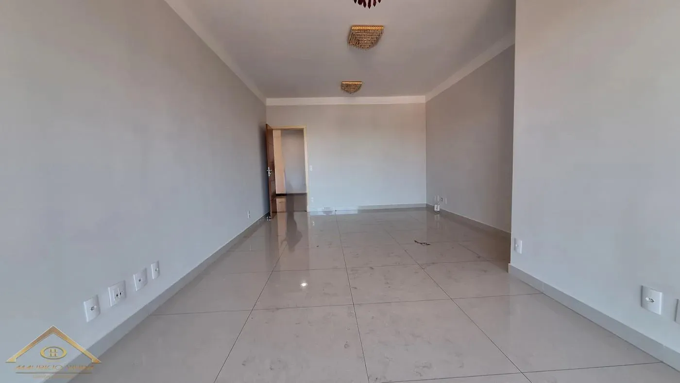 Imagem Apartamento para Venda em Cabo Frio / RJ no bairro Vila Nova