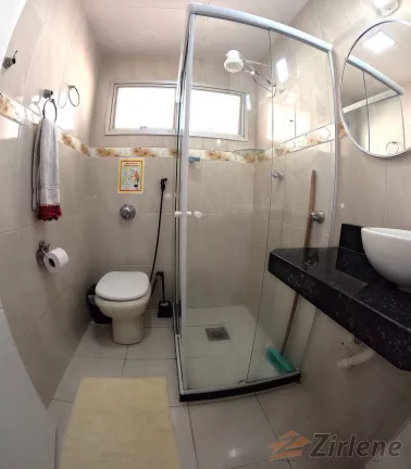 Imagem Apartamento Aconchegante de 2 Quartos na Segunda Quadra do Mar