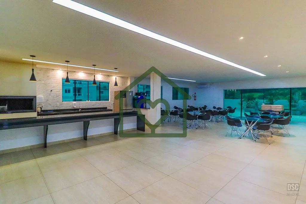 Imagem Este lindo apartamento conta com: 
 2 dormitórios (sendo 1 suíte) 
 55m² bem distribuídos 
 Saca...