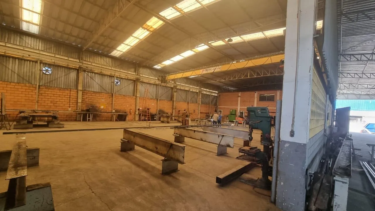 Imagem Barracão de 1498,40m² no Éden - Sorocaba