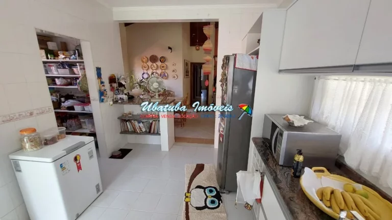Imagem Linda casa em condomínio fechado