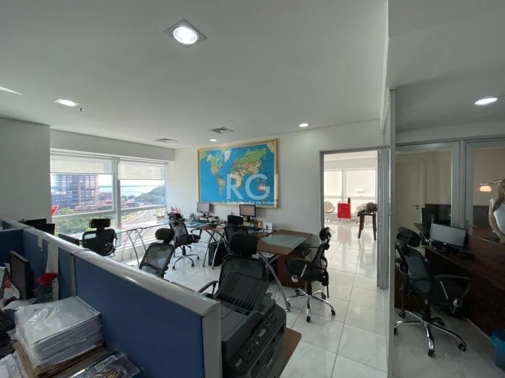 Imagem Salas Comerciais ,Imóvel MOBILIADO com 121m²