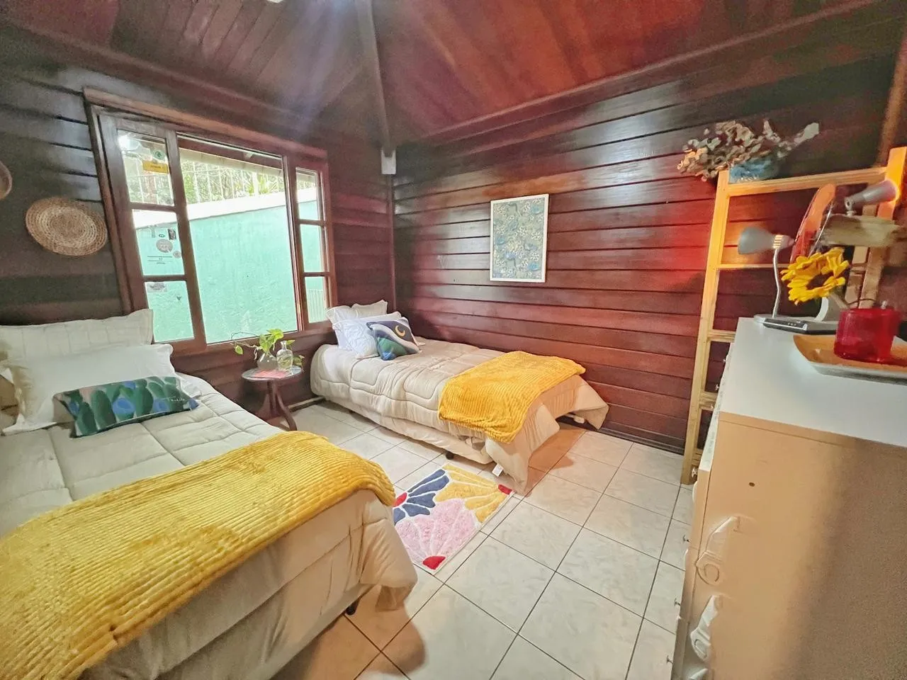 Imagem Casa para Venda em Petrópolis / RJ no bairro Castelanea