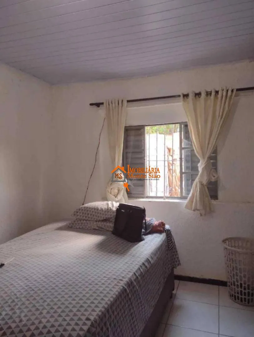 Imagem Casa com 2 dormitórios à venda, 85 m² por R$ 320.000,00 - Vila Galvão - Guarulhos/SP