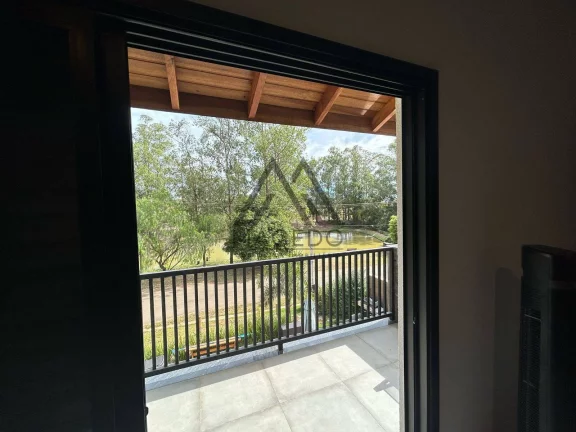 Imagem Casa dos Sonhos em frente ao Lago - Ninho Verde 1