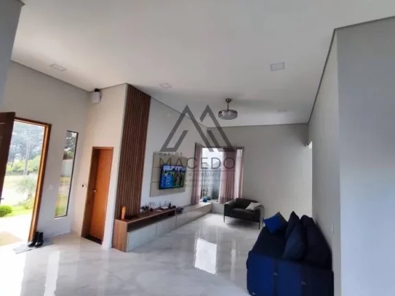 Imagem Casa completa com 3 suítes no Ninho Verde 1