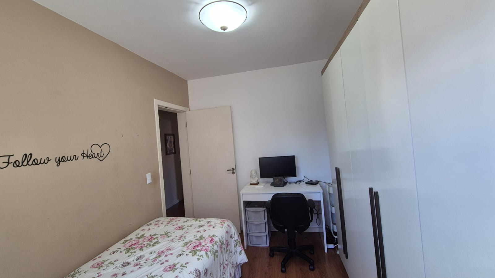Imagem Sobrado com 3 Quartos à Venda, 177 metros em Cajuru - Curitiba