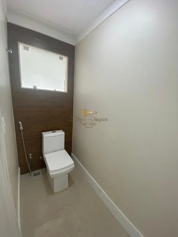 Imagem Casa em Condomínio para Venda em Teresópolis / RJ no bairro Prata
