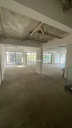 Imagem Loja Comercial com 2 salas e 1 banheiro na Cerqueira César, São Paulo-SP: 210m² de Área!