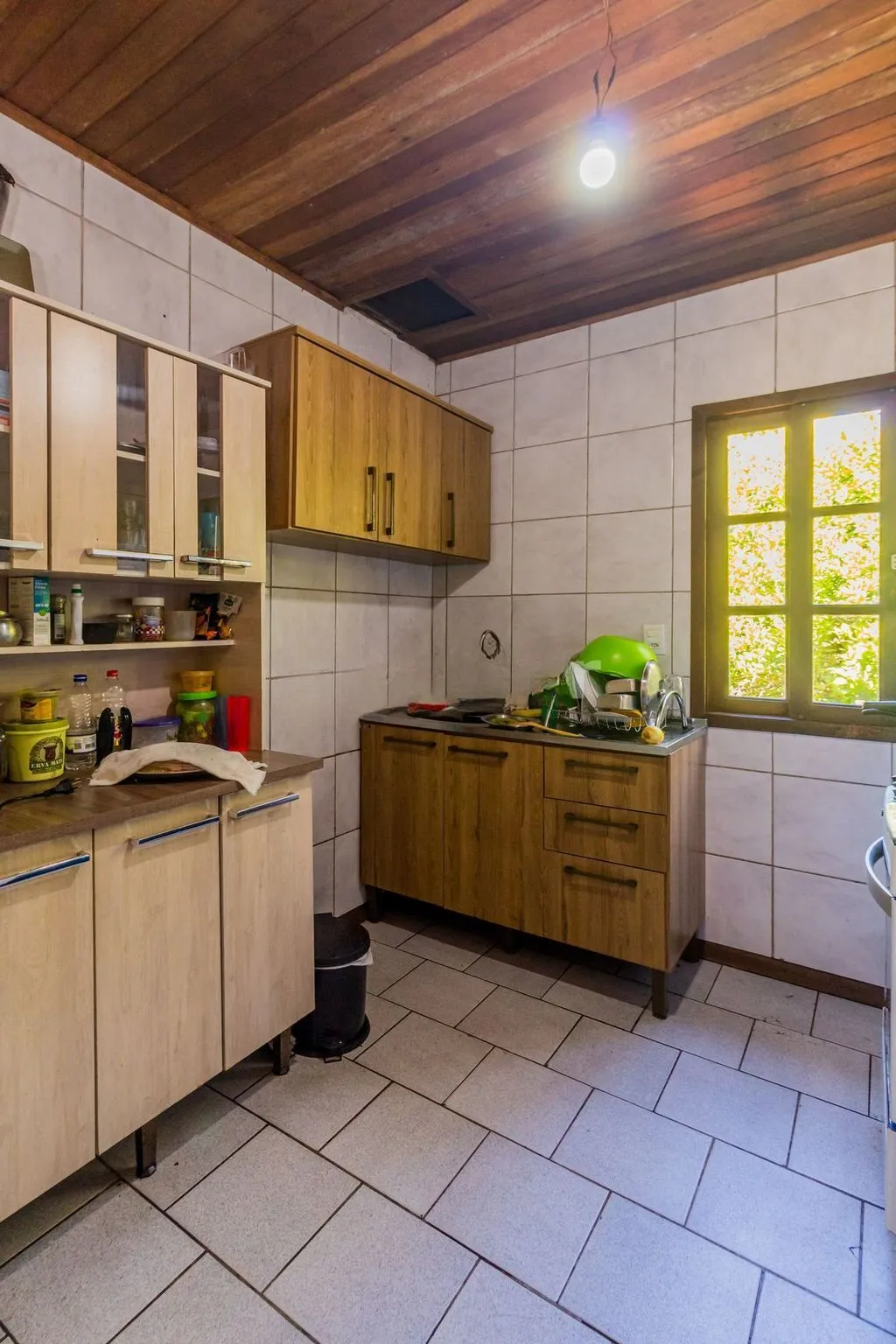 Imagem Casa de 5 dormitórios à venda no Bairro Bom Jesus - Porto Alegre
