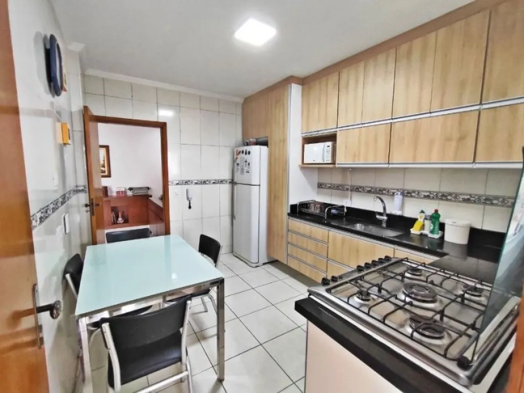 Imagem APARTAMENTO COM 140,00 m² - AVIAÇÃO - PRAIA GRANDE SP
