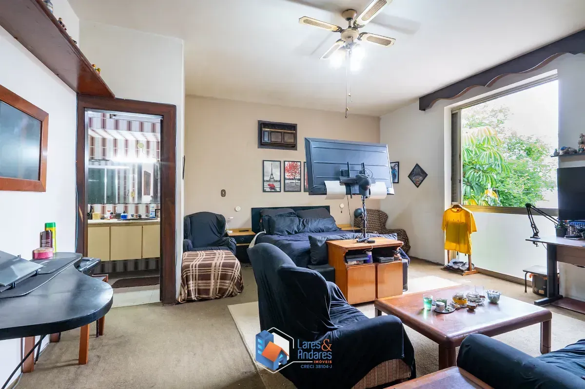 Imagem Casa para venda em Moema com 3 quartos, sendo 3 suítes, 330m²
