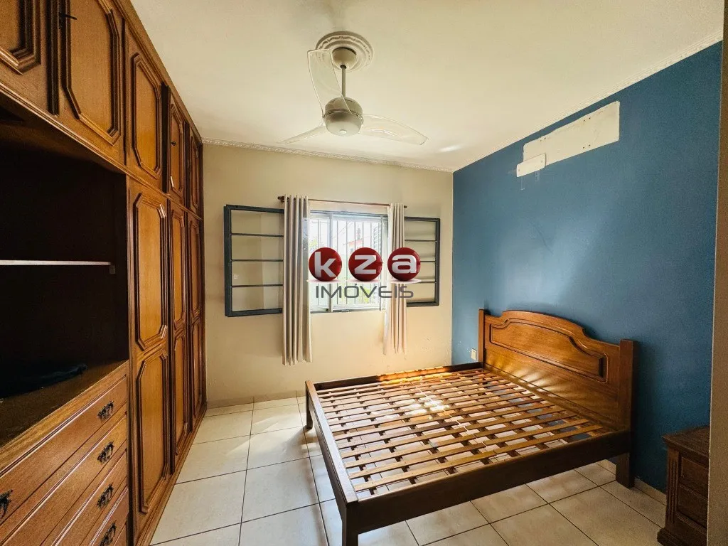Imagem Imperdível Casa Comercial à Venda em Valinhos-SP, Bairro Jardim Bela Vista! 3 Quartos, 2 Suítes, 2 Salas, 4 Banheiros, 4 Vagas, 230m²!